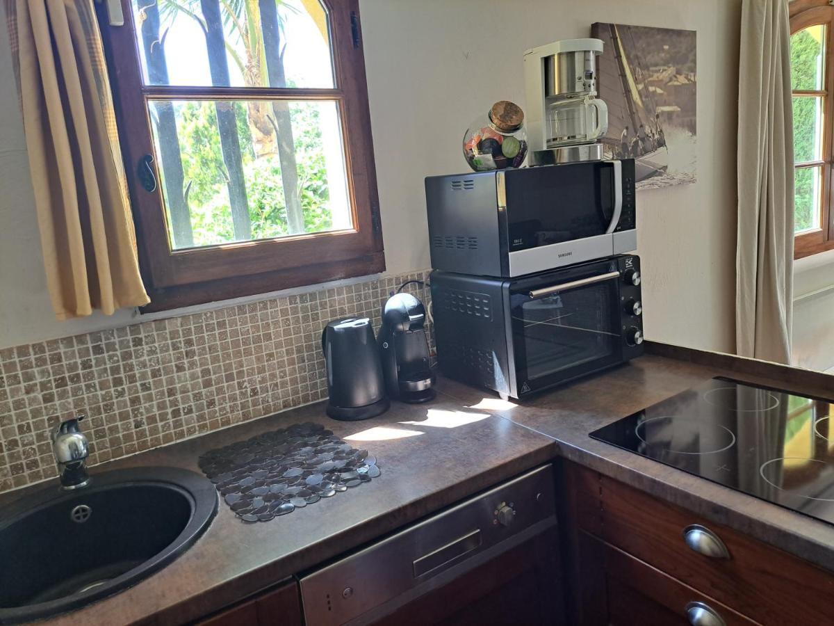 הייר Rez De Jardin Villa Presqu'Ile De Giens מראה חיצוני תמונה